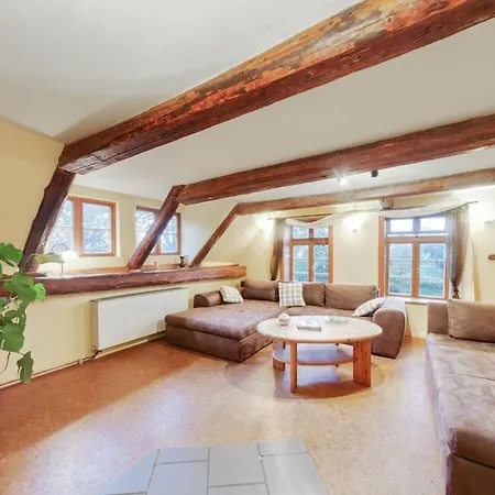 With 3 Bedrooms Holiday home Langlingen