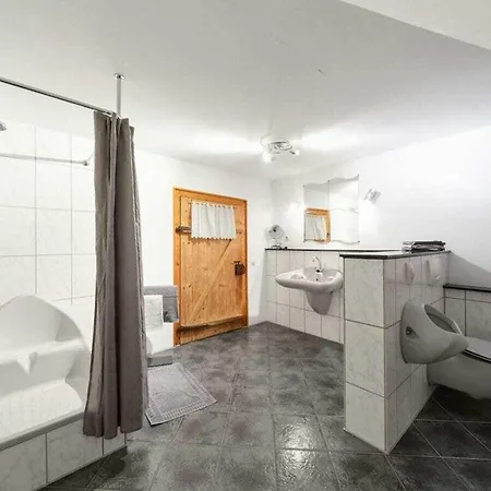 With 3 Bedrooms Holiday home *